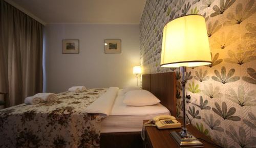 Classic Double or Twin Room with City View