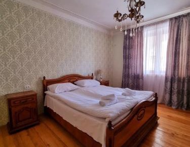 Large Double Room