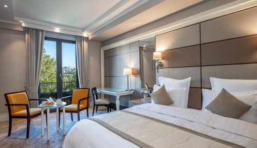 Executive Triple Room