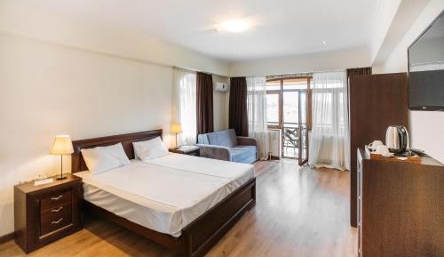 Suite with Balcony