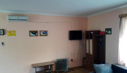 Quadruple Room with Private Bathroom