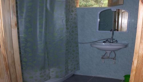 Quadruple Room with Private Bathroom