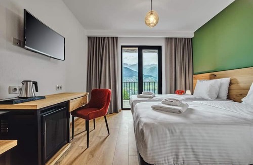 Stepantsminda Hotel | Intourist Kazbegi