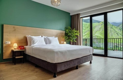 Stepantsminda Hotel | Intourist Kazbegi