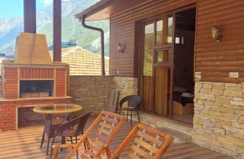 Stepantsminda Bed & Breakfast | Come &Rest