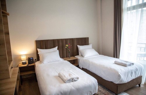Vedzebi Hotel | Giorgi Ushikishvili Chateau Celler