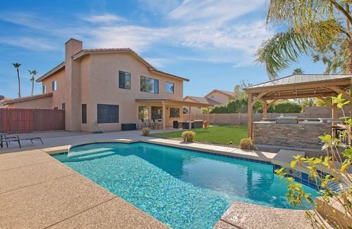 Paradise Valley Village House | Scottsdale - Phoenix 5 Bedroom Premium Home: Minutes to Shopping & Kierland!