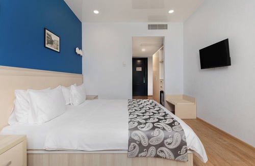 Tbilisi Hotel | Iveria Inn Tbilisi