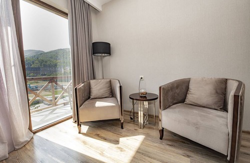 Bakuriani Hotel | Hotel and SPA Crystal