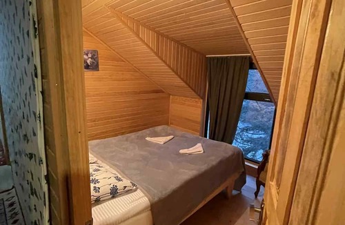 Bagvdanari Cottage | Wooden Huts in Mestia