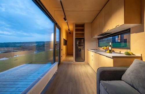 Telavi Hotel | Roombox Kisiskhevi