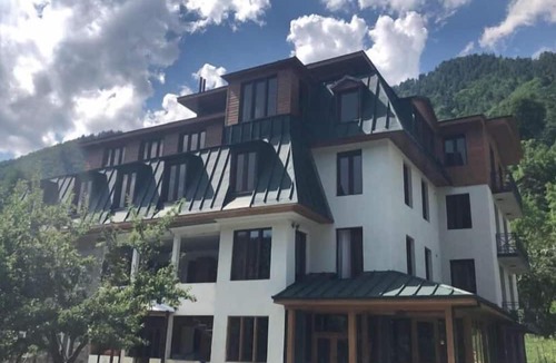Bagvdanari Hotel | latour Mestia