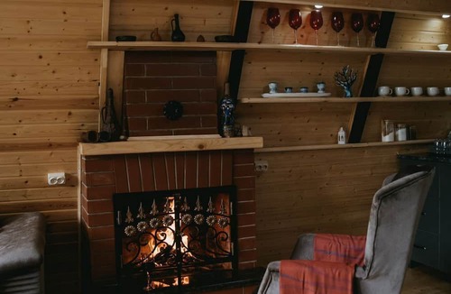 Khelvachauri Cottage | Thomas Hut