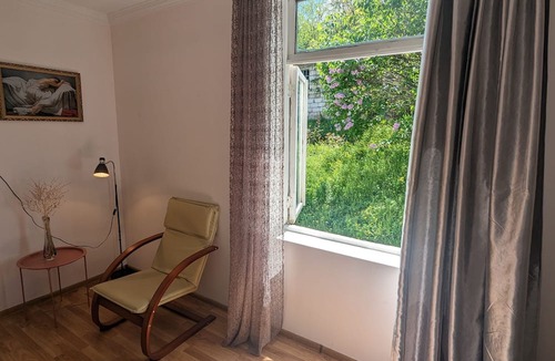 Likani Hotel | GreenHill - Your Guesthouse in Ubisa
