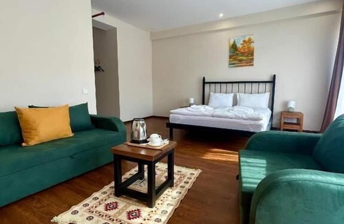 Stepantsminda Hotel | Mountain House Kazbegi