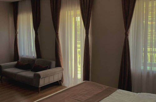 Avlabari Hotel | Hotel Old Metekhi