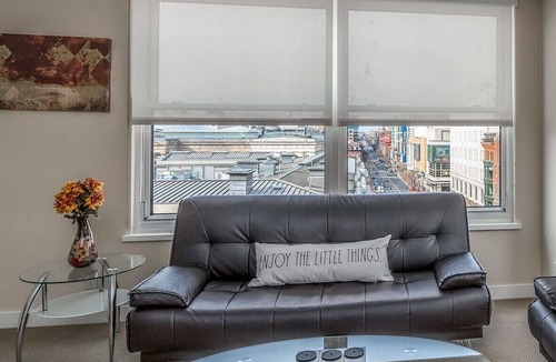 Chinatown Apartment | 2 BR Fully Furnished Apartment at Penn Quarters - Surrounded by Best Restaurants in Town
