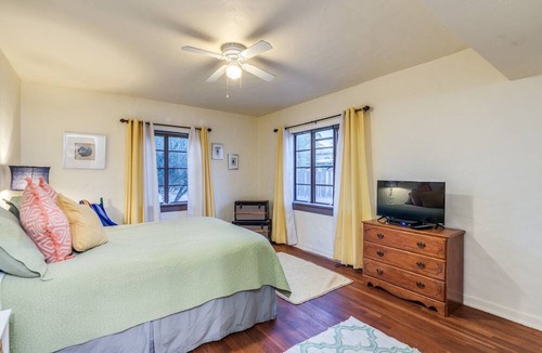 Midtown House | Midtown home with Pool Spa, fire pit, close to U of A, Restaurants, & Shopping