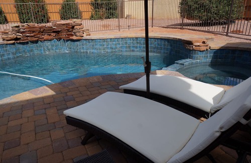 Oak Creek House | *WEEKLY DISCOUNTS* Lux Private Pool & Walk To Golf Country Club House