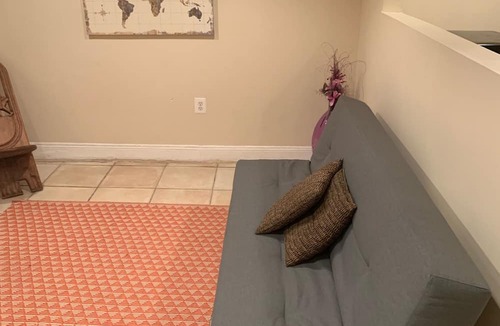 Northwest Apartment | An English Gem in Bloomingdale, NW, 9 blocks from Union Station@NOMA on red line