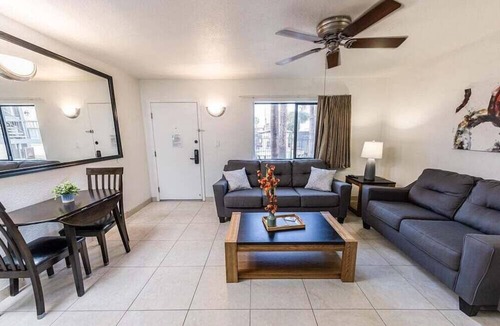 New Papago Parkway Apartment | 206 Stylish & Comfortable Desert Retreat in Scottsdale's Best Location
