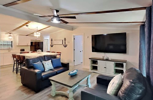 Put-in-Bay House | Brand-New Beauty—Relax & Recharge | 8 ppl | IC68