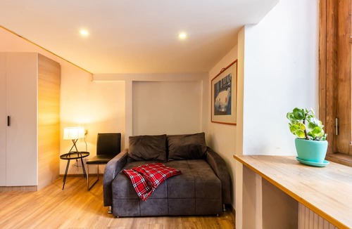 mtatsminda Apartment | H&B apartments Atoneli