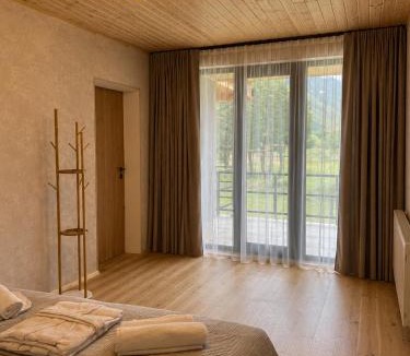 Kazbegi House | Sno View Villa & Cottage