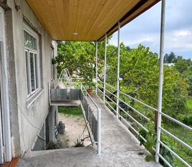 Telavi House | LZ Green House