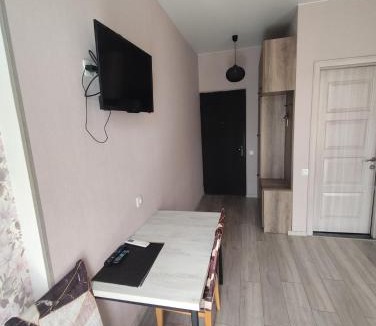 Didube Apartment | Mary's Cozy & Lovely studio on very quiet Khosharauli street