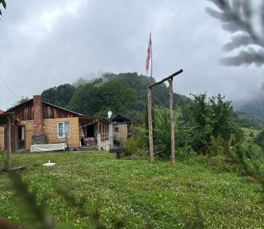 Roshka House | Chalet Gveleti