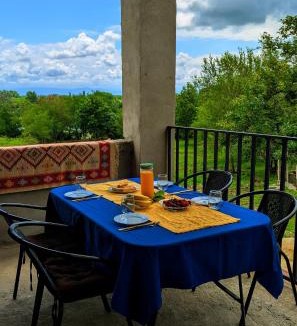 Senaki House | Nokalakevi guest house - საოჯახო სასტუმრო ნოქალაქევი