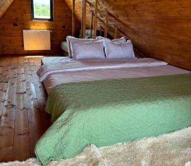 Tsilkani Ski Chalet | Horse Valley Cottage