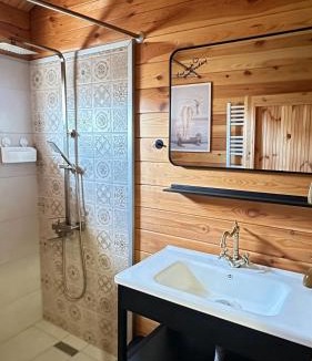 Bazaleti Apartment | chemtan cottages