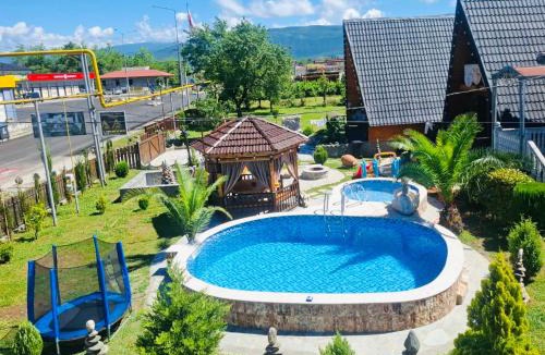 Salkhino Ski Chalet | Sunny Cottage