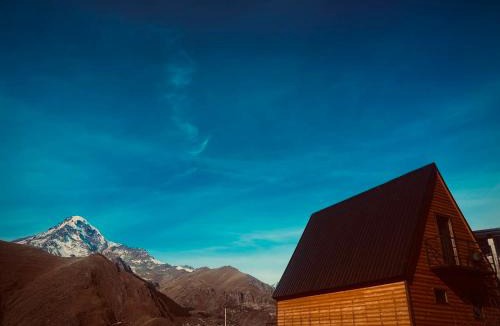 Stepantsminda House | Sunset Cottage Kazbegi