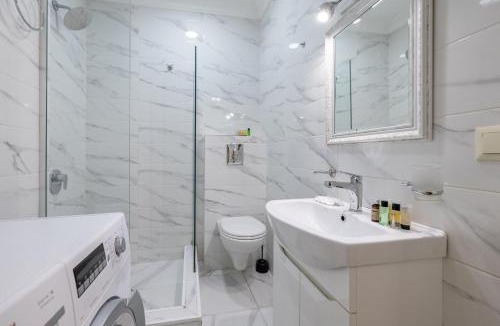 Mtatsminda Apartment | Cozy Apartment In Central Rustaveli