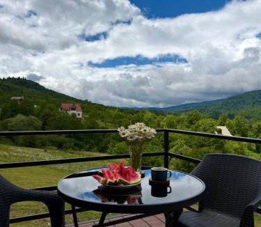 Ambrolauri House | რაჭული სიმშვიდე Racha Serenity