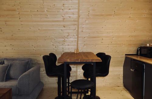 Stepantsminda Ski Chalet | Golden Star Cottage