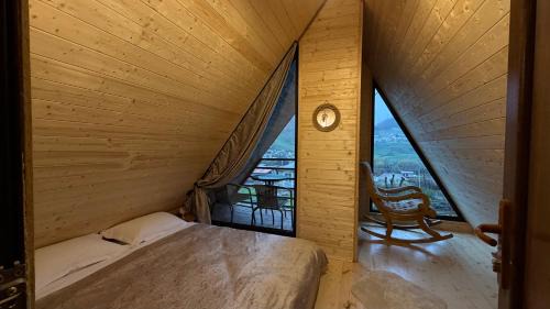 Stepantsminda Ski Chalet | Golden Star Cottage