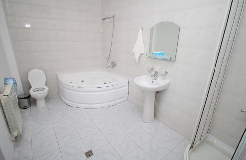 Sololaki House | villa old sololaki