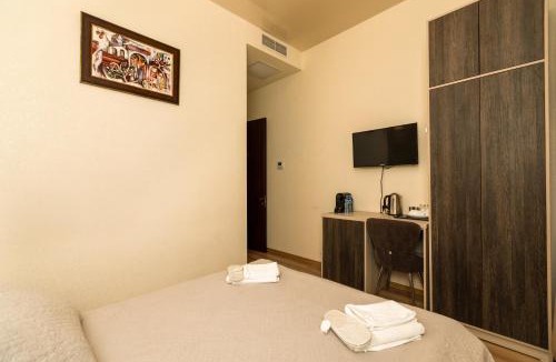 mtatsminda Hotel | Hotel Griboedov