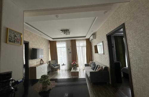 Avlabari Apartment | A p a r t m e n t AnnaMari O l d T b i l i s i