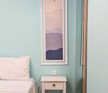 Didube Apartment | City Center Van Gogh Suite