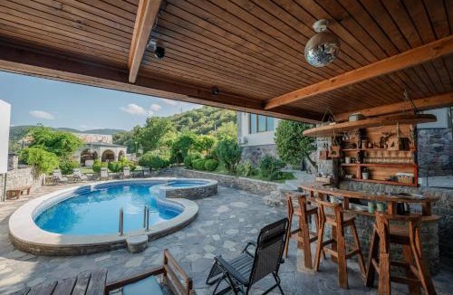 Ananuri House | Villa Ananuri