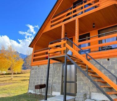 Kazbegi Hotel | Shelva Cottage kazbegi