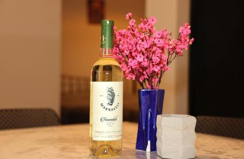 Avlabari Apartment | Italian-Style House in the Heart of the City