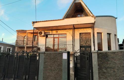 Kutaisi Bed & Breakfast | Villa Vanila