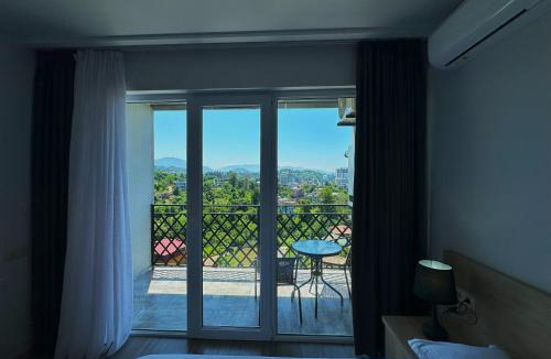 Mtsvane Kontskhi Apartment | Green House - Studio Apartment with Mountain and Sea view