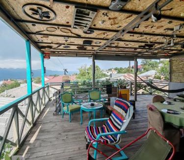 Telavi Apartment | Qilimcha's Apartment with Rooftop Terrace